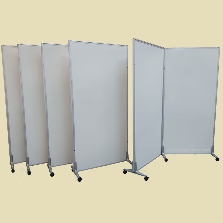 temporary-room-divider-partition-with-castor-wheels